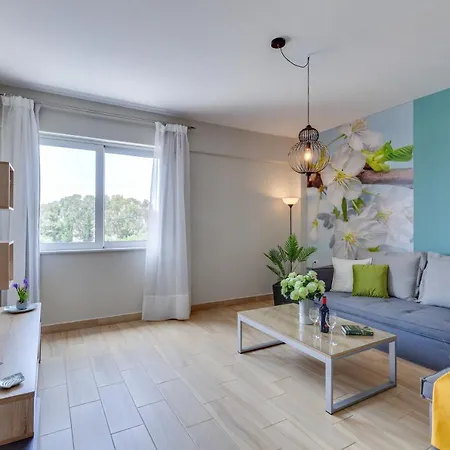 Chania Elite Homes Ii-apartment Near Venizelos Tombs Monument Chania (Crete)