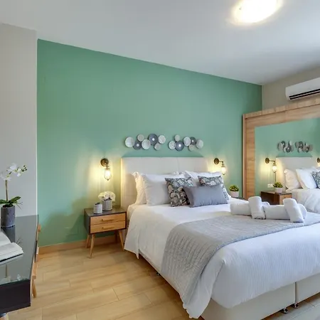 Chania Elite Homes Ii-apartment Near Venizelos Tombs Monument * Chania (Crete)